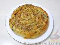 Пирог «Улитка» из теста фило, с брынзой и шпинатом