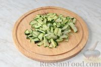 Салат с кукурузой, огурцом и зелёным луком