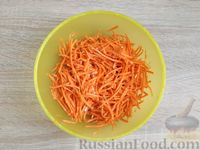 Салат из свежих овощей с мясом и жареной морковью
